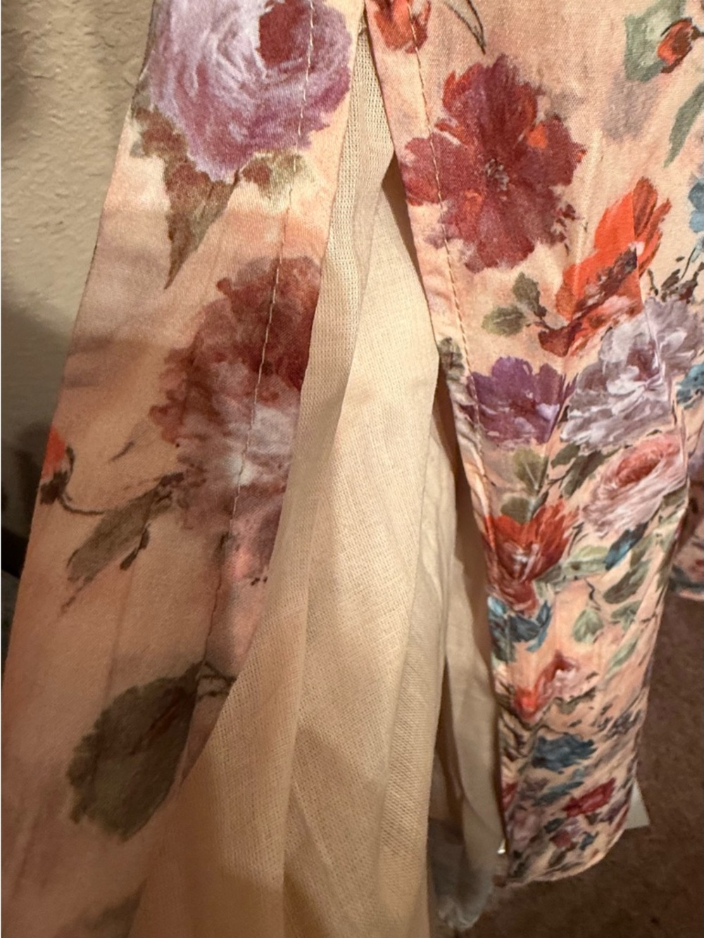 Rosie Posie Floral ruffle Shoulder Midi Dress in Blush Pink size medium nwt - Picture 4 of 6
